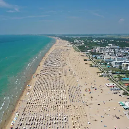 The Perfect Family Retreat - Beahost Bibione